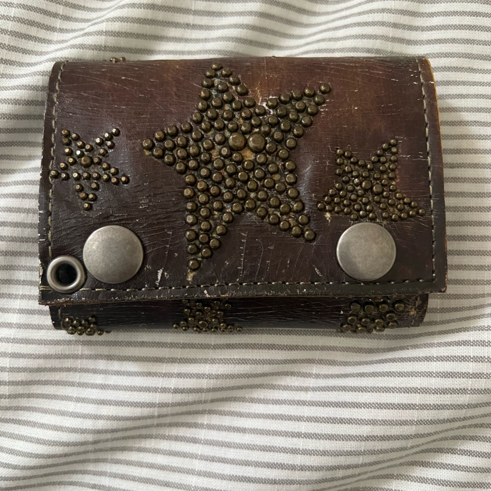 Leather Island by Bill Levin star studded Leather trifold Wallet